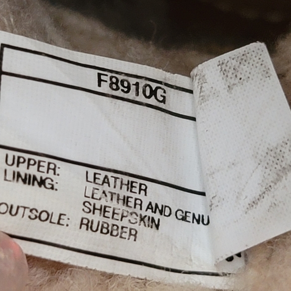 UGG Australia Akadia Lace Up Winter Boots size 9 - Picture 4 of 10